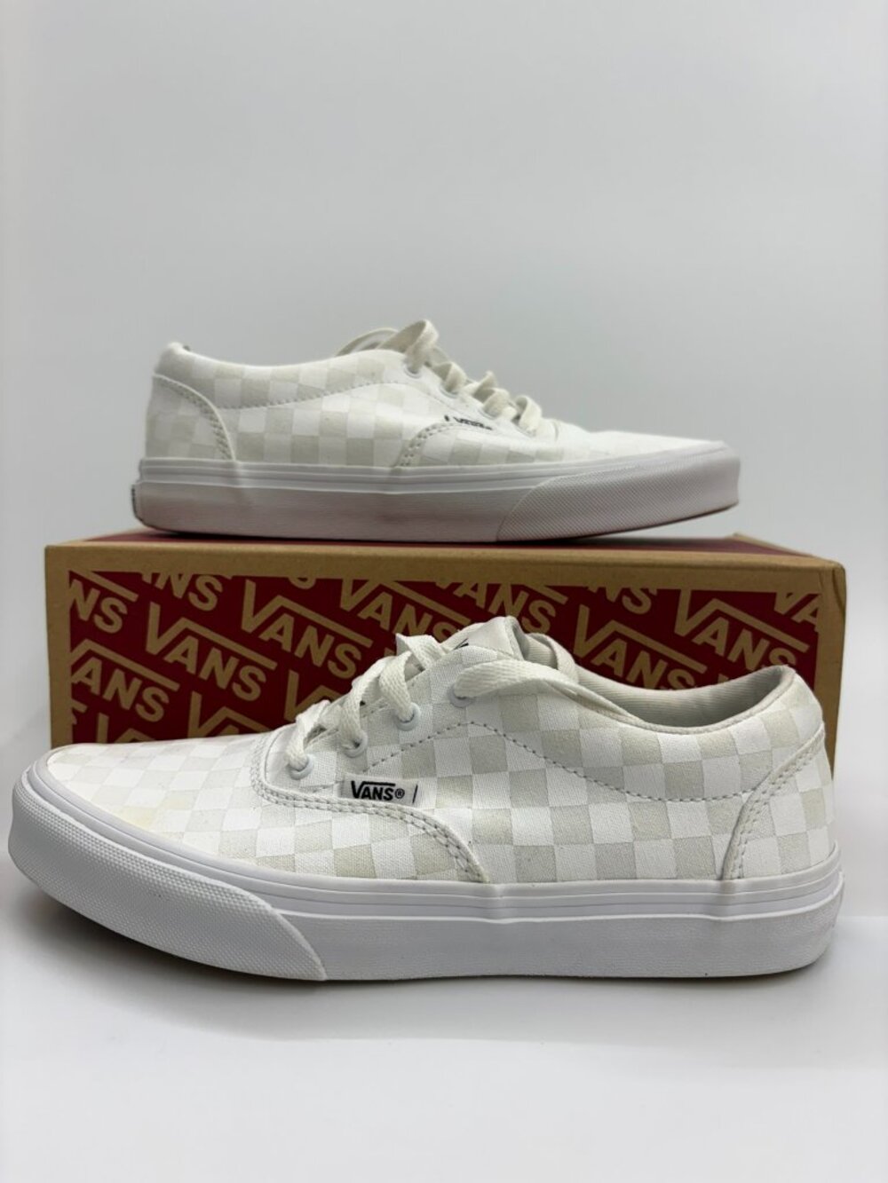 Vans Old Skool Classic Doheny white checkerboard Size 4Y